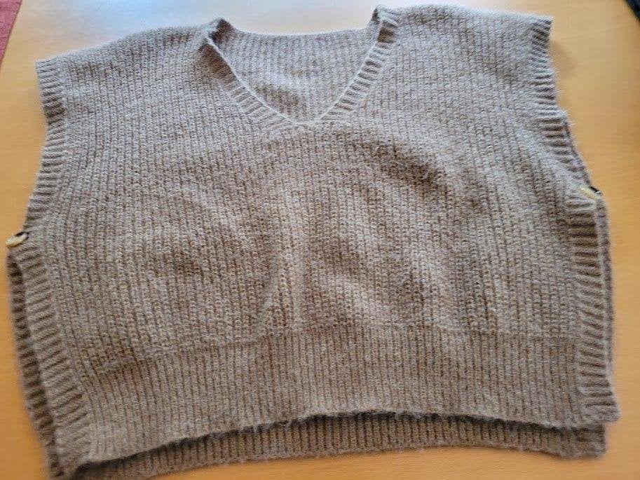 debardeur beige, Ophalen of Verzenden, Zo goed als nieuw, Maat 38/40 (M), Beige