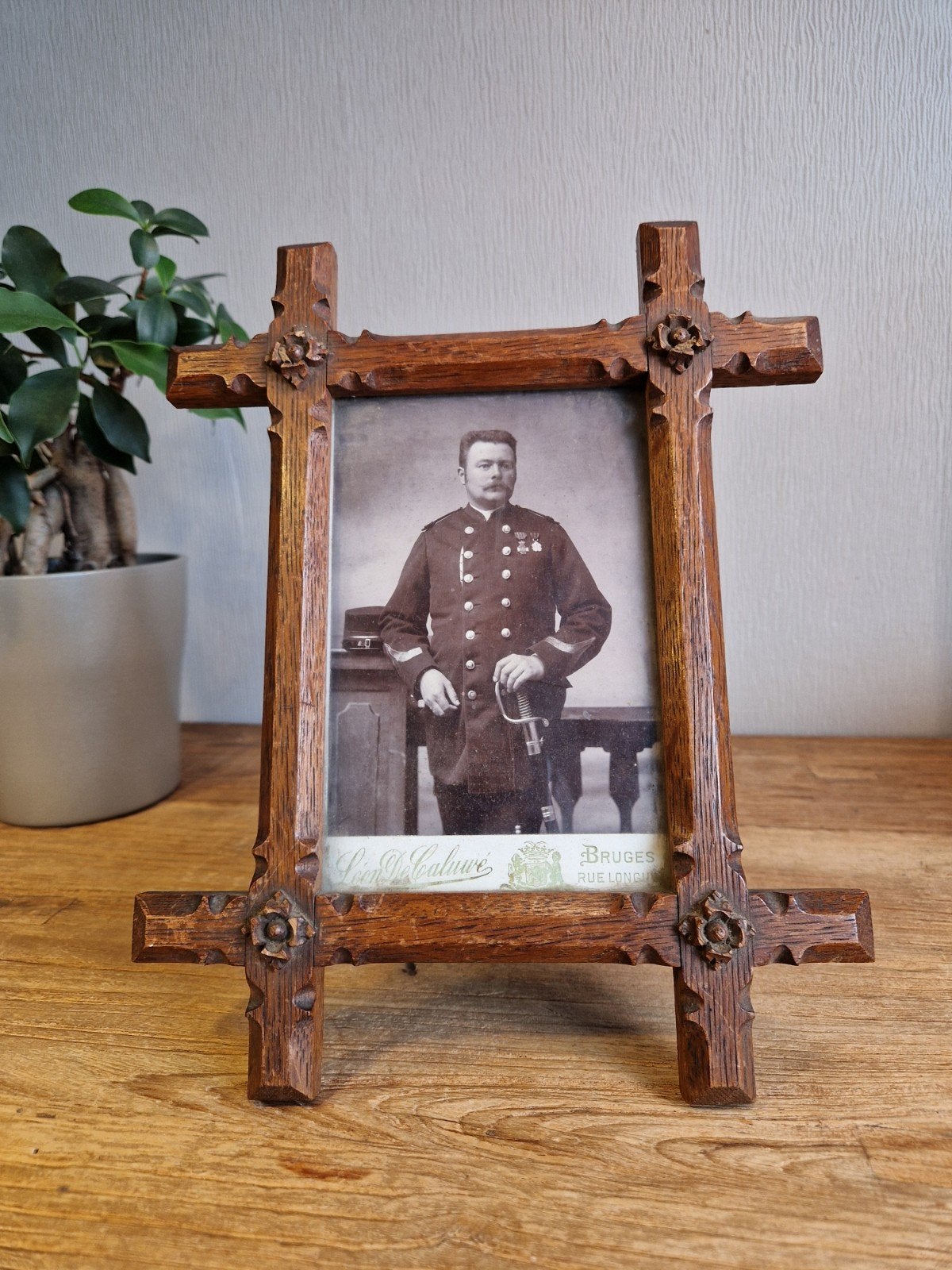 militaire foto (ca. 1900) in handgemaakte Tramp Art lijst, Ophalen of Verzenden