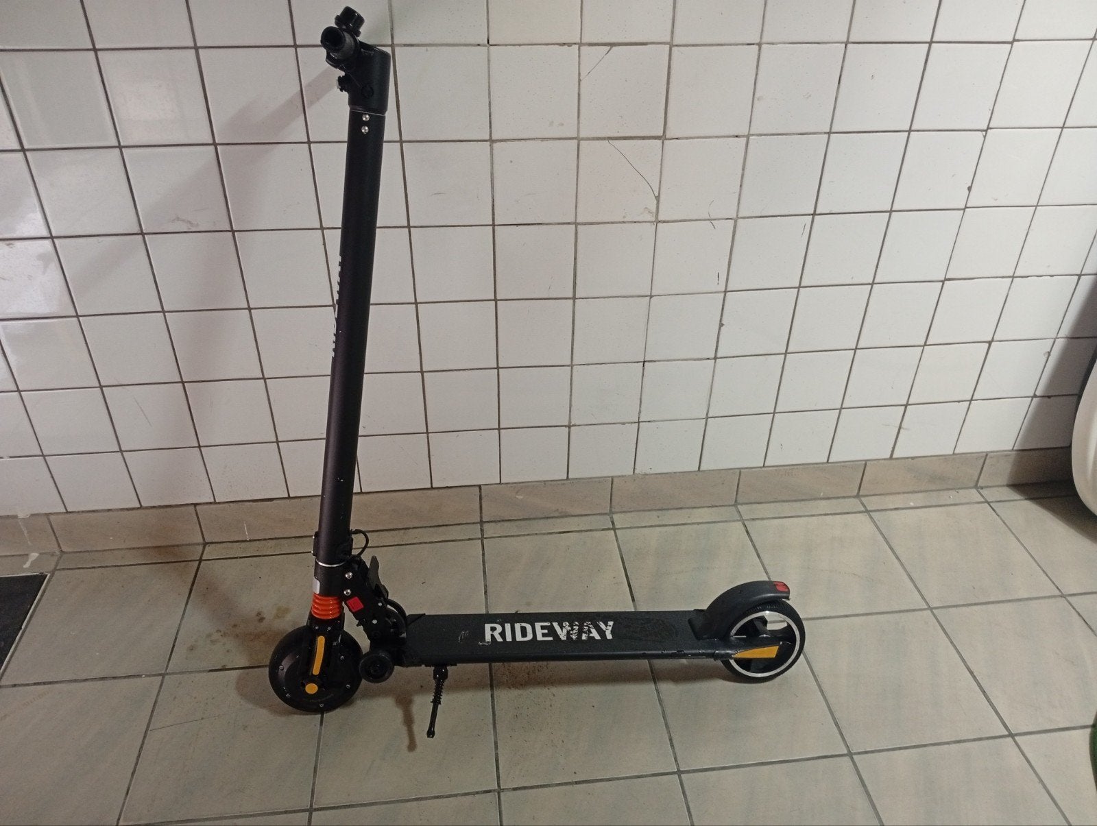 Trottinette électrique Rideway – Très bon état avec chargeur, Vélos & Vélomoteurs, Enlèvement