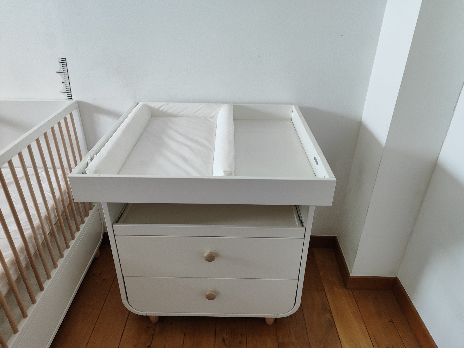 table à langer, Enfants & Bébés, Chambre d'enfant | Commodes & Armoires, Enlèvement, Comme neuf, Commode, 105 cm ou plus