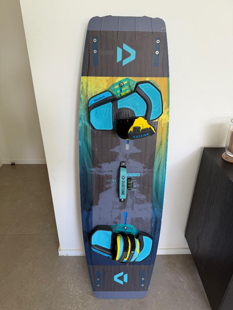 Duotone jaime kiteboard, Watersport en Boten, Twintip, Ophalen, Gebruikt, Kiteboard