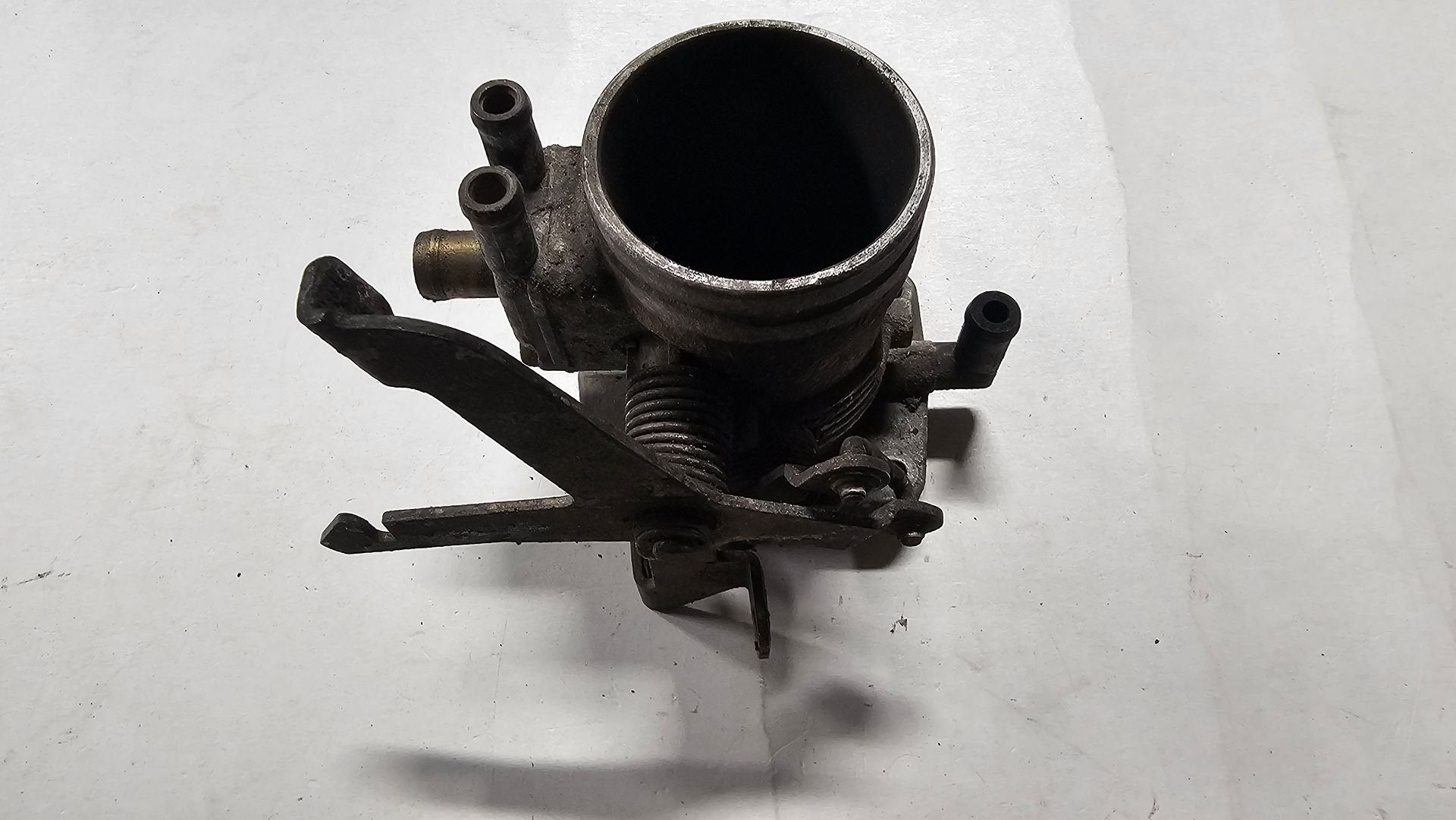 Gasklephuis M20 B27 BMW 3 / 5 serie E30 E28 1285330, -, Origine de la pièce connue, Utilisé, -