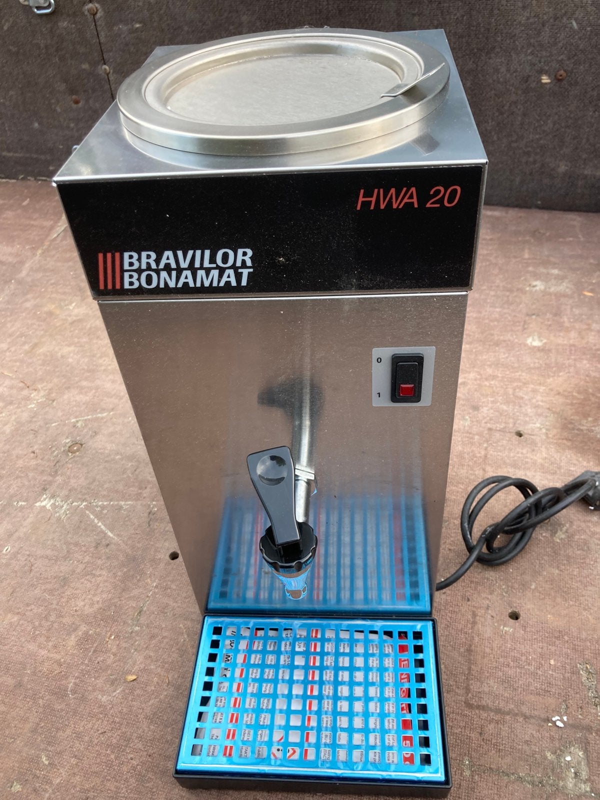 Waterkoker bravilor HWA 20, Ophalen, Zo goed als nieuw