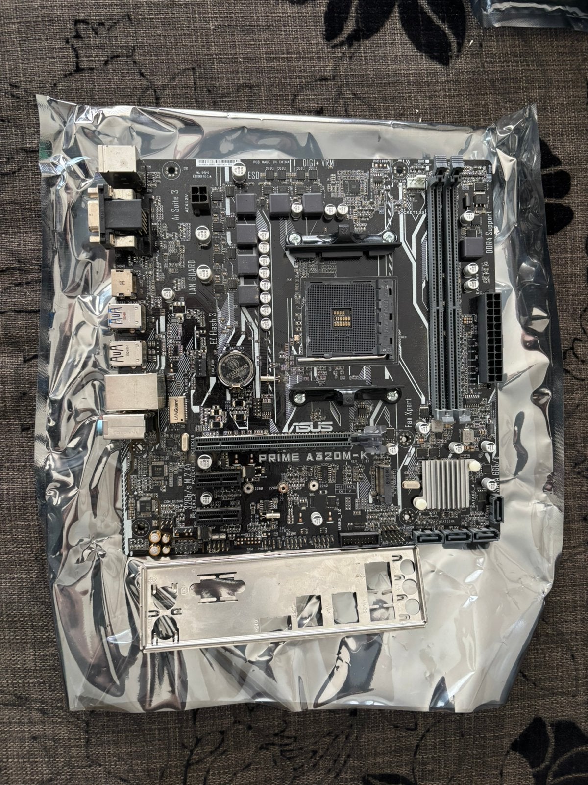 ASUS Prime A320M-K AM4 Moederbord, Computers en Software, Moederborden, Ophalen of Verzenden, Zo goed als nieuw, AMD