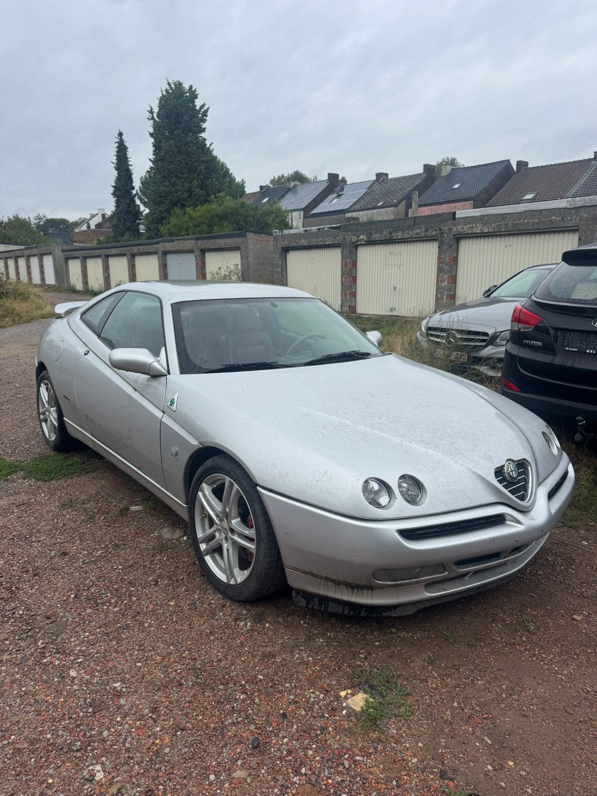 Alfa romeo gtv 1.8 l annee 2000 avec 162000 km, Autos, Cuir, Argent ou Gris, Achat, Boîte manuelle