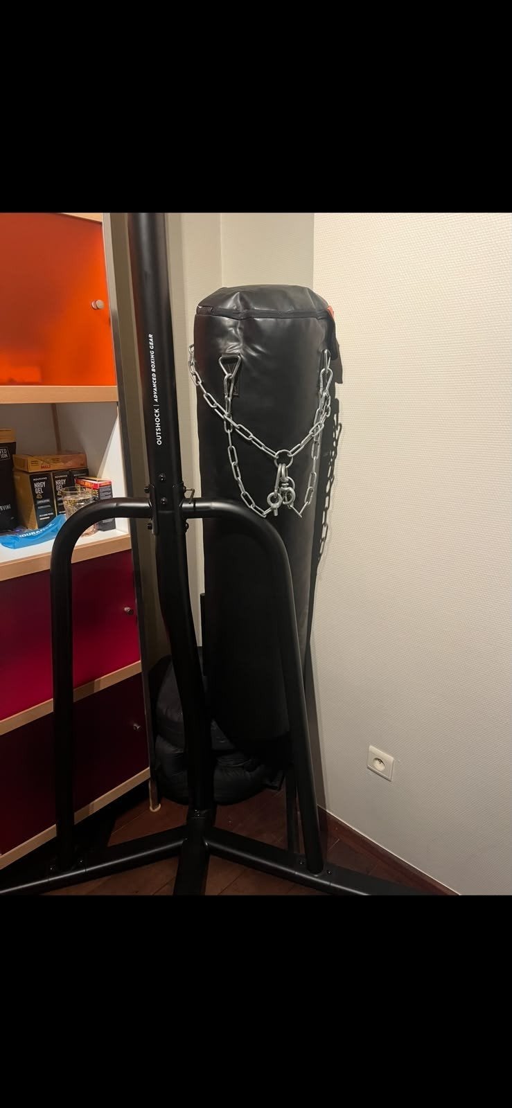 Sac de frappe et support OUTSHOCK, Sports & Fitness, Enlèvement