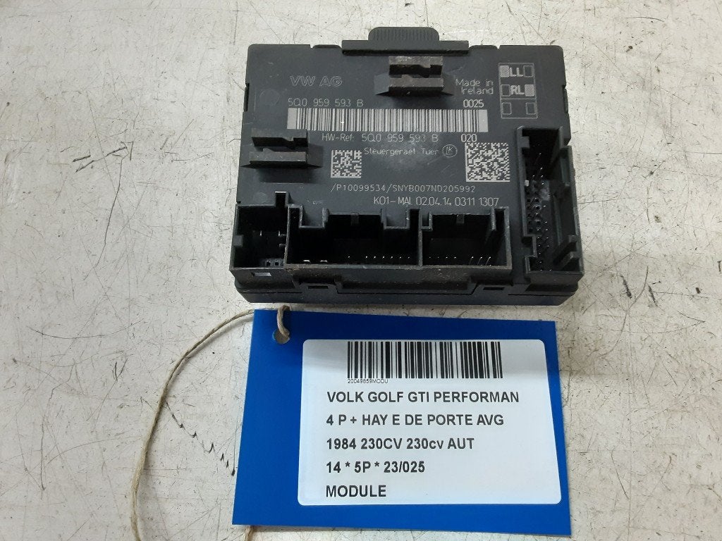 UNITE ELECTRONIQUE Volkswagen Golf VII (AUA) (5Q0959593B), Volkswagen, Mevr. I. Hauben, Utilisé, Rue de l'Espoir 34 34
4030  GRIVEGNÉE, BE