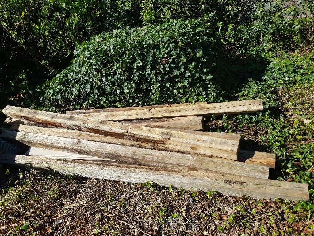 Douglas geschaafde balken - 7 stuks v 3 m en 6 stuks v 2 m, Ophalen, Zo goed als nieuw, Balken