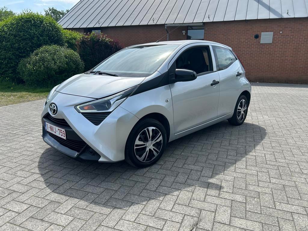 Toyota aygo 80 000km prete à immatriculer, Auto's, Toyota, 5 deurs, Particulier, Aygo, Elektrische ramen