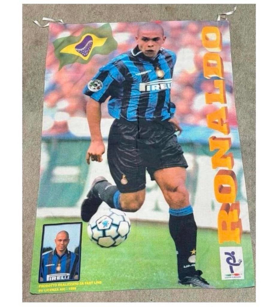 Echte Vintage Ronaldo Luís Nazário de Lima Inter Milan vlag, Ophalen of Verzenden, Zo goed als nieuw, Overige typen