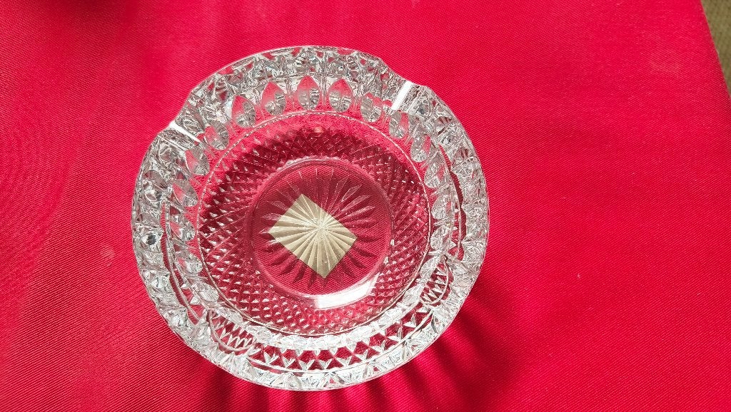 Petit cendrier en cristal « Tommy » de Saint-Louis France, Antiquités & Art, Enlèvement