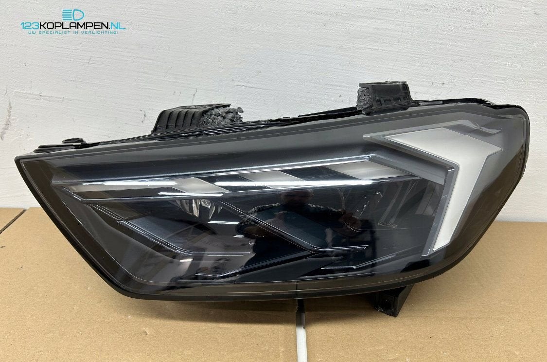 Audi A1 S1 82A Full led black shadow koplamp links, -, Audi, Utilisé, -
