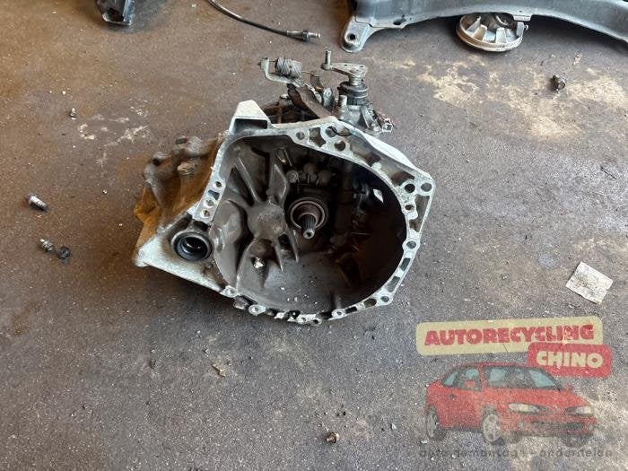 Boîte de vitesse d'un Peugeot 107, -, 3 mois de garantie, Utilisé, -