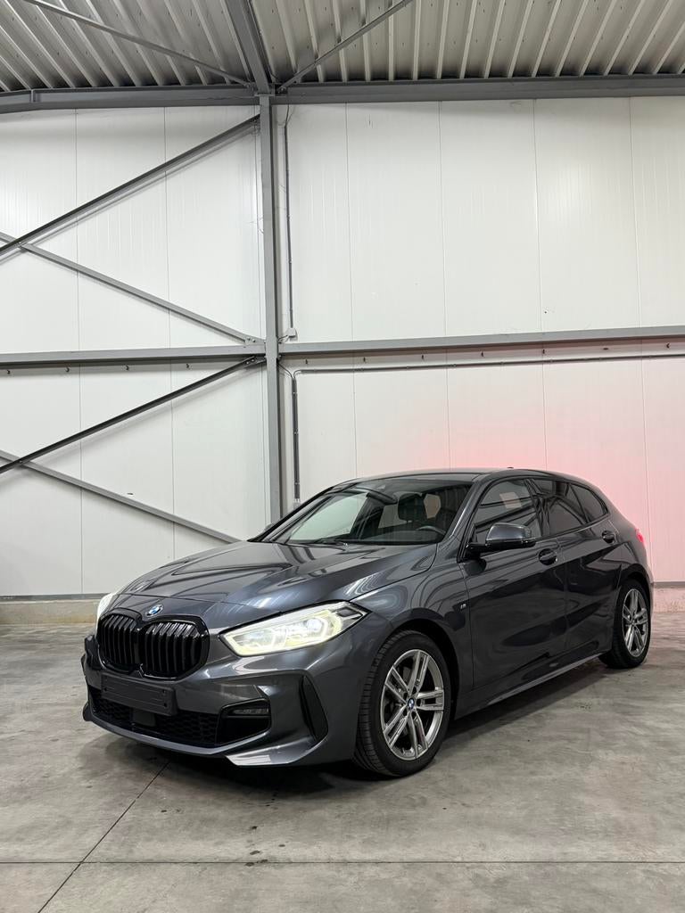 BMW 1-serie 118d M-Sport | Automaat | 5-deurs | 2021, Auto's, 1 Reeks, 4 cilinders, Leder, Bedrijf