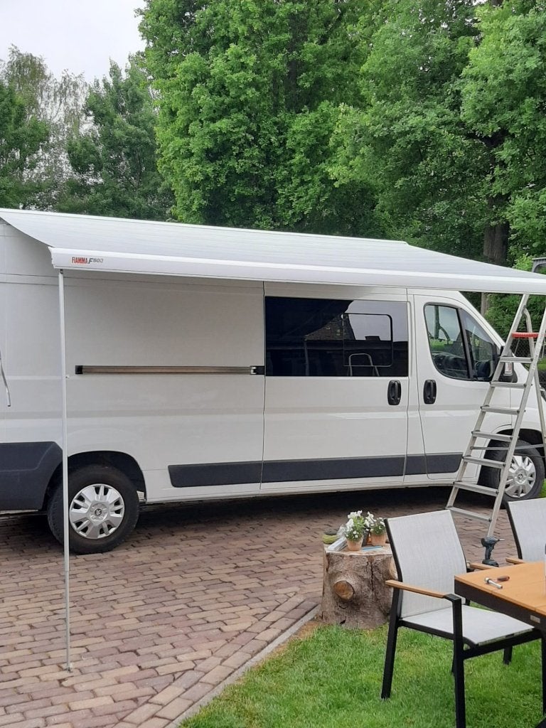 Peugeot Boxer L3H2 Campervan (2017) – Offgrid uitgerust, Voorwielaandrijving, 4 deurs, Stof, Euro 6
