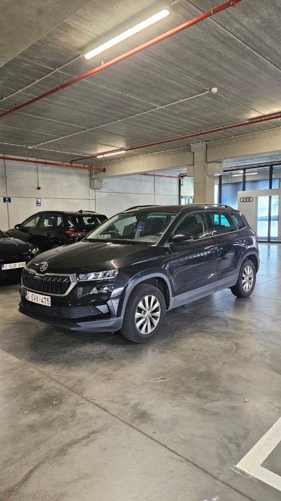 Skoda Karoq, Auto's, Skoda, Automaat, 4 deurs, Stof, Zwart