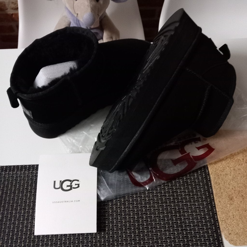 Uggs, Kleding | Dames, Ophalen of Verzenden, Nieuw, Zwart