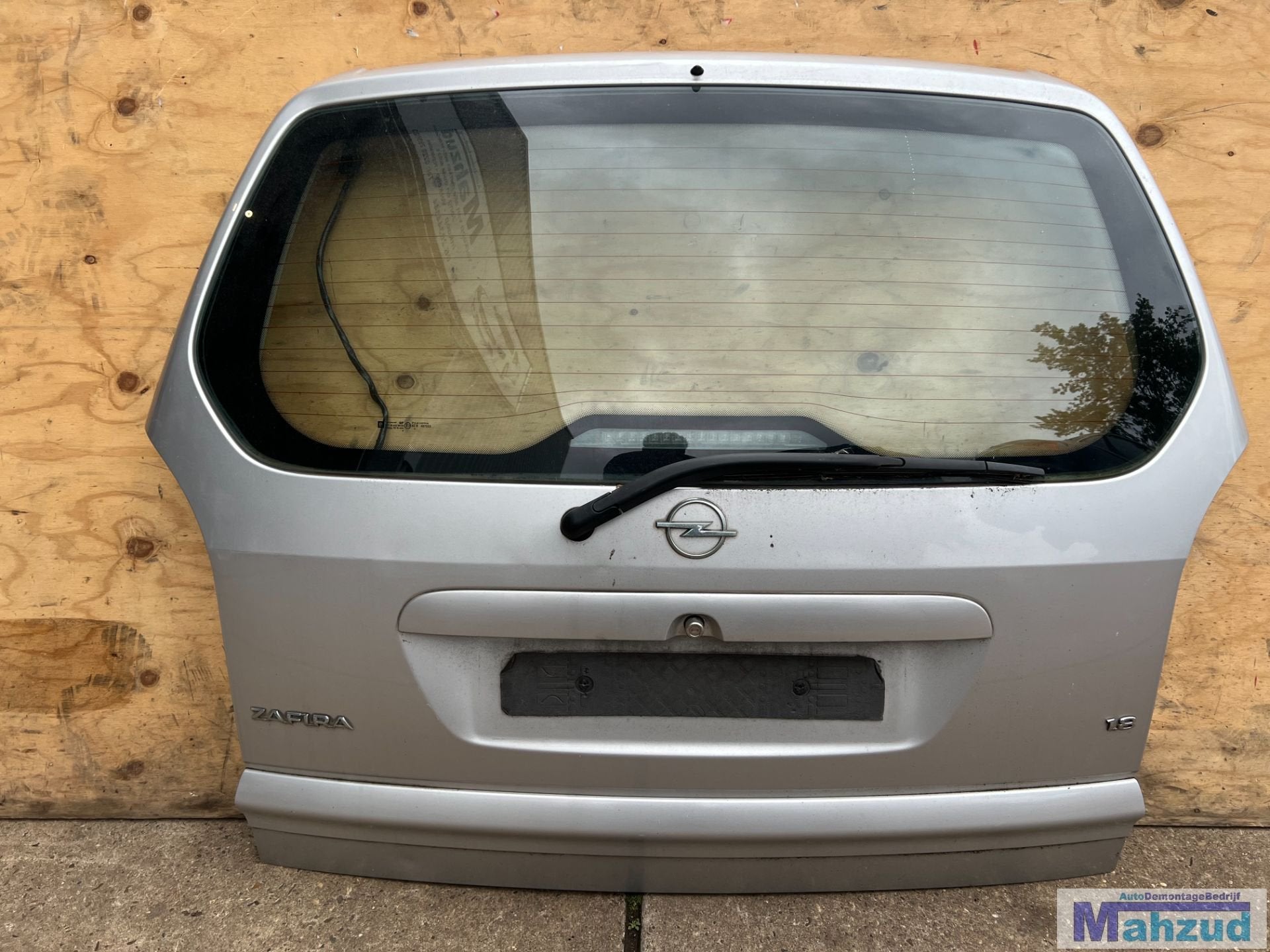 OPEL ZAFIRA A Argent Z157 Hayon 1998-2005, Autos : Pièces & Accessoires, Opel Automobile GmbH, Porte, Opel, Bahnhofsplatz 1
65423  Russelsheim am Main, DE