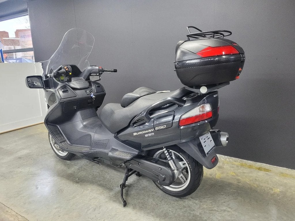 Suzuki Burgman AN 650 (bj 2010), Scooter, Bedrijf, Meer dan 35 kW, 650 cc