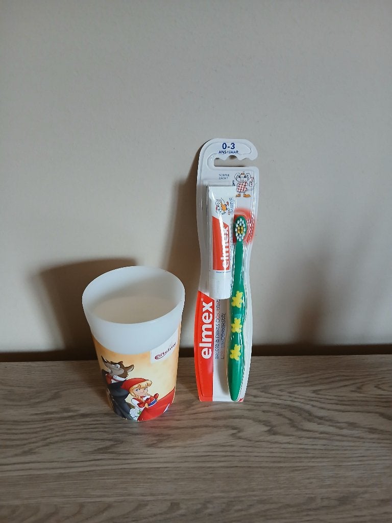 Tandenborstel peuter/kleuter + gratis bekertje, Enlèvement, Neuf