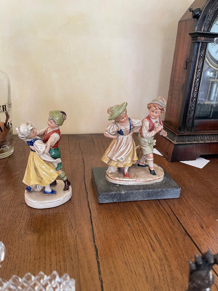 Twee dansende koppeltjes (81) 25€, Ophalen, Meerkleurig, Overige materialen, Klassiek