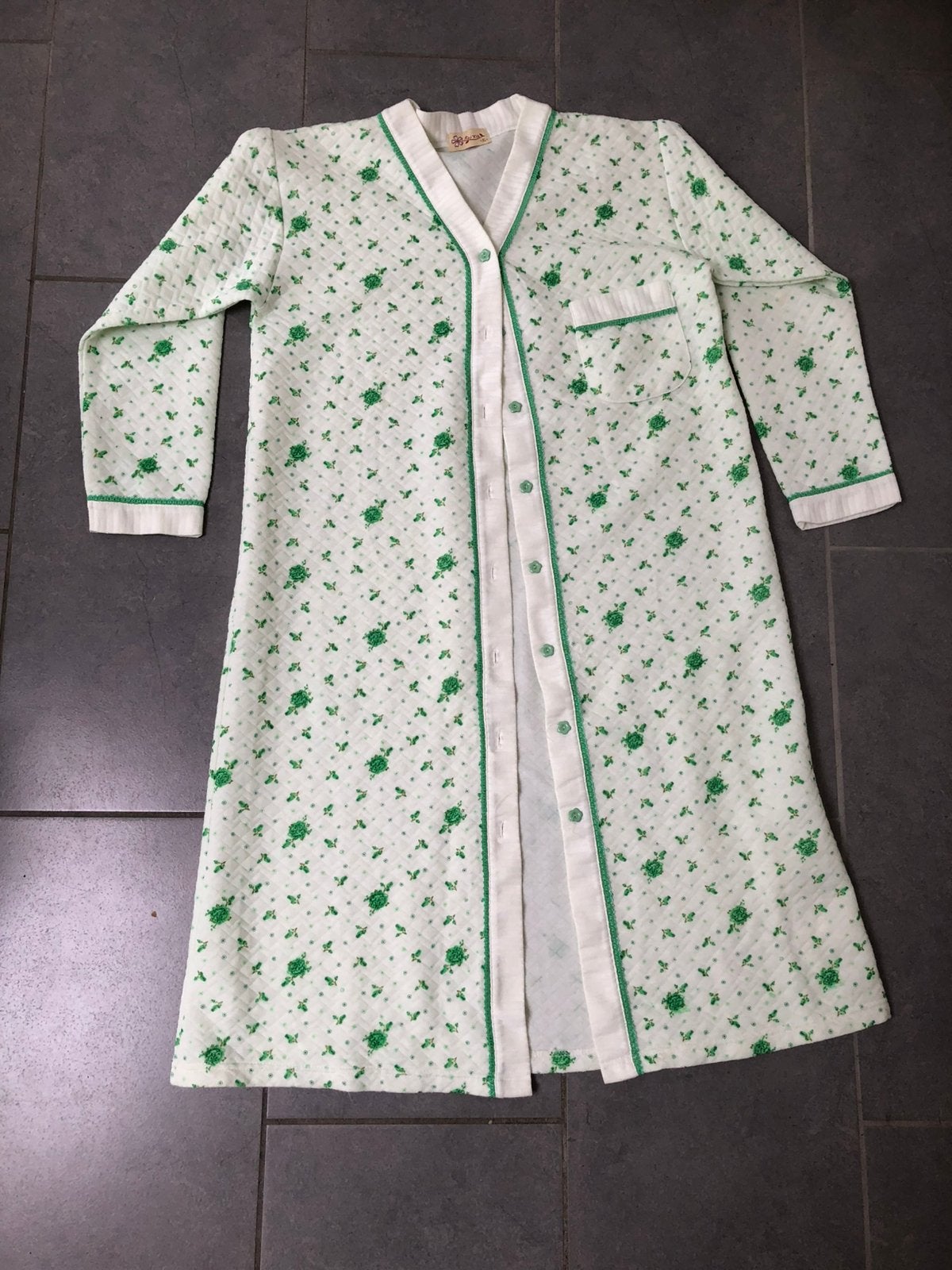 Hai-Xia vintage nachtjapon, Vêtements | Femmes, Pyjamas, Enlèvement ou Envoi, Comme neuf, Taille 38/40 (M)