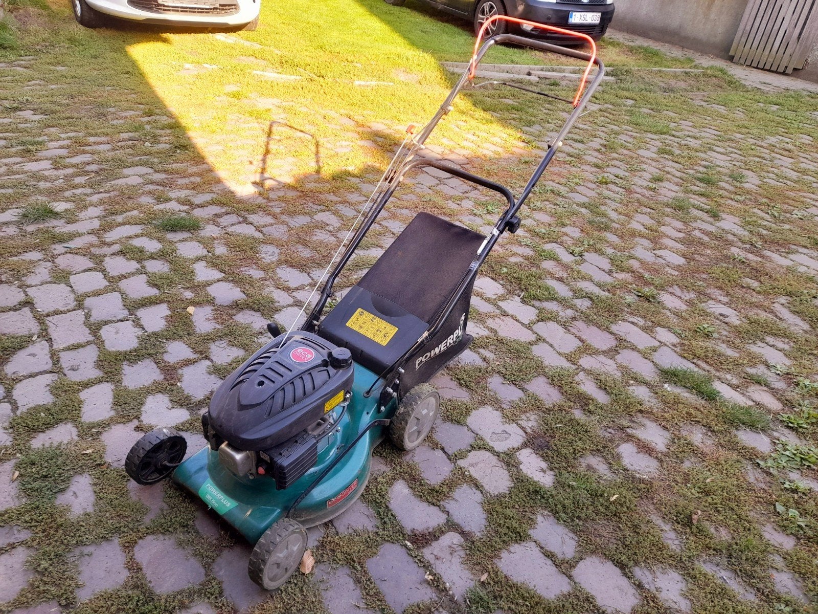 grasmaaier benzine zelftrekker nakijken werkt zeer goed, Enlèvement ou Envoi