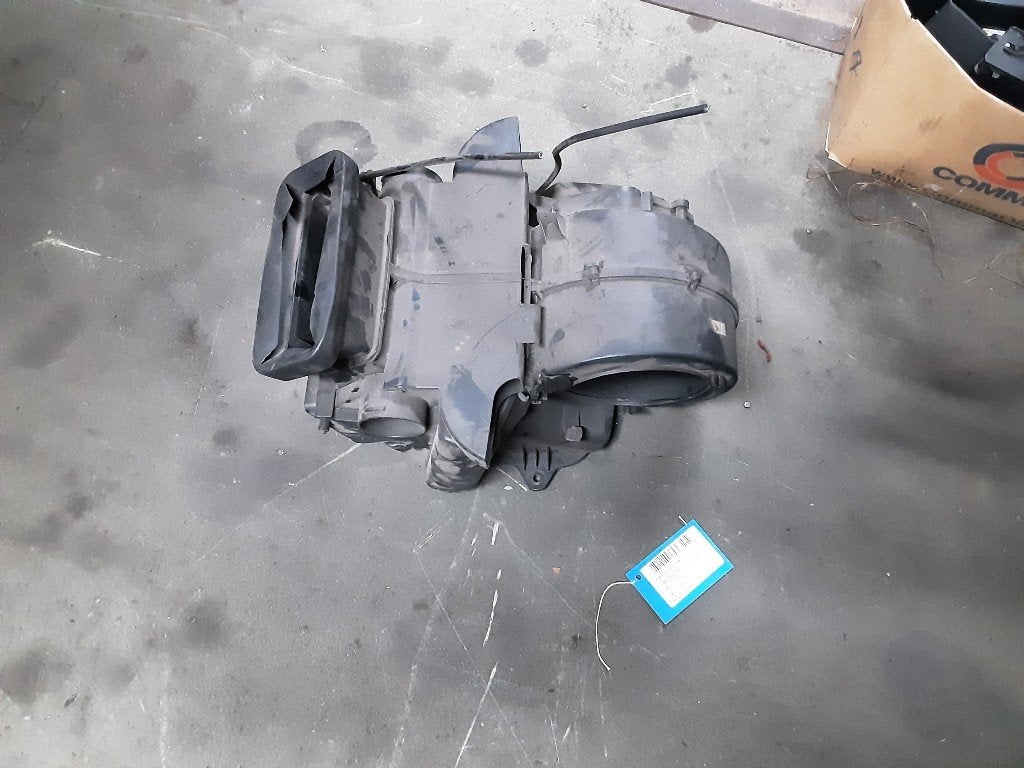 KACHELRADIATEUR Fiat Ducato (290) (01-1990/05-1994), Auto-onderdelen, Gebruikt, Mevr. I. Hauben, Fiat, Rue de l'Espoir 34 34
4030  GRIVEGNÉE, BE