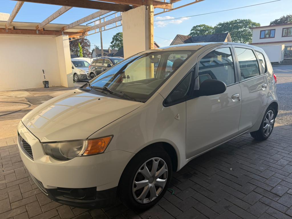 Mitsubishi cold 1.2 benzine km 77000, Autos, Mitsubishi, Euro 5, Achat, Entreprise, Boîte manuelle