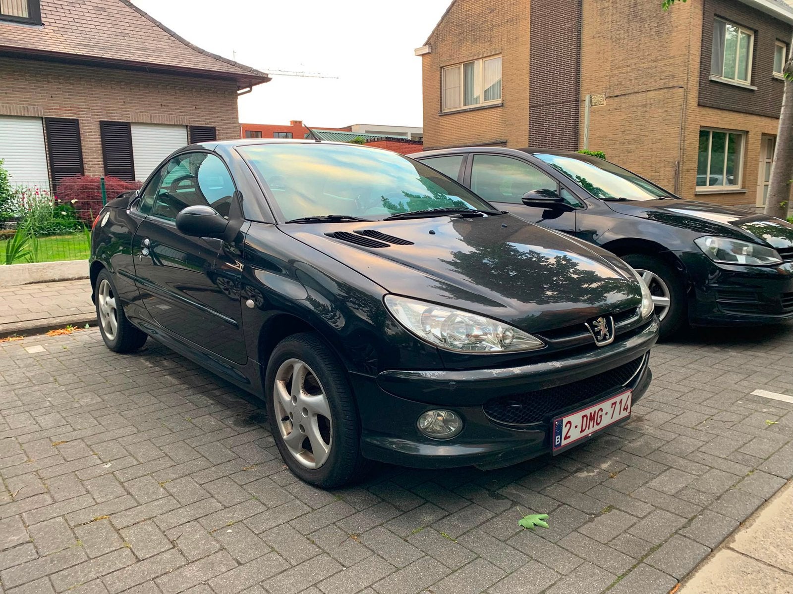 Peugeot 206 cc cabrio 218dkm 1.6 benzine 2004, Auto's, Peugeot, Zwart, Particulier, Te koop, Benzine