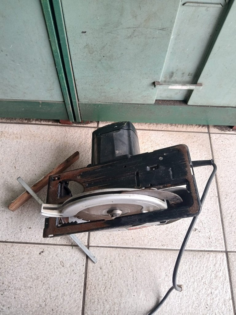 Zaagmachine, Ophalen, Zo goed als nieuw, Afkortzaag, Skil