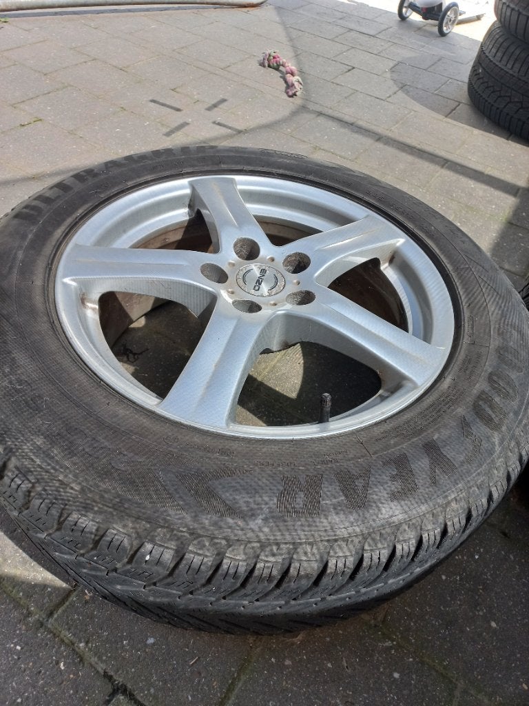 Pneus d'hiver Goodyear Ultragrip 225/65R17 sur jantes en alu, Pneus hiver, Véhicule de tourisme, 17 pouces, Enlèvement