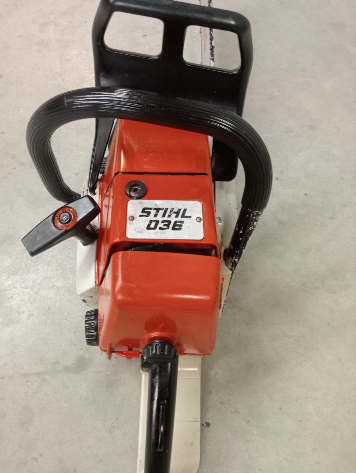 tronçonneuse Stihl, Enlèvement ou Envoi