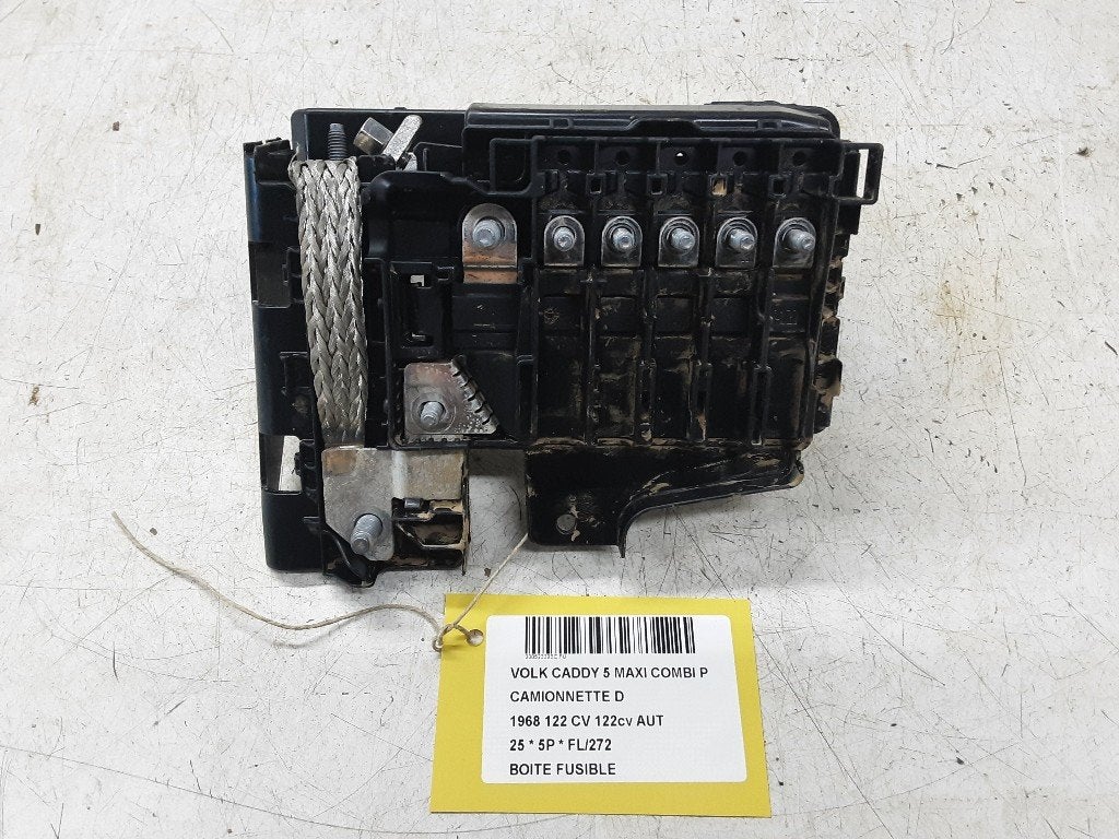 BOITIER FUSIBLES Volkswagen Caddy Combi V (SBB / SBJ), Volkswagen, Volkswagen AG, Utilisé, Kundenbetreuung@volkswagen.de