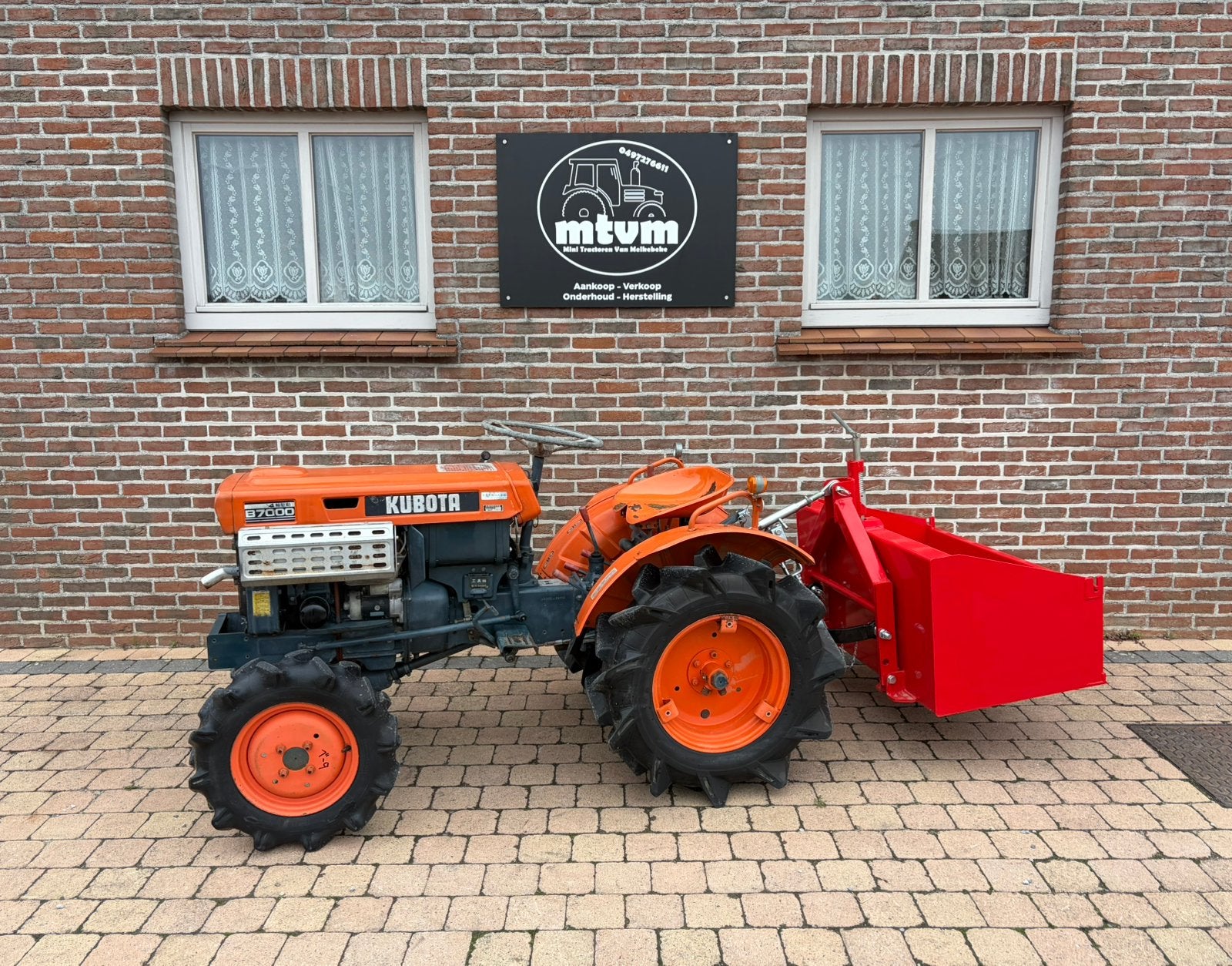 Kubota B7000 - 4x4 - combinatiedeal met grondbakje 1m - TOP, Zakelijke goederen, Ophalen of Verzenden