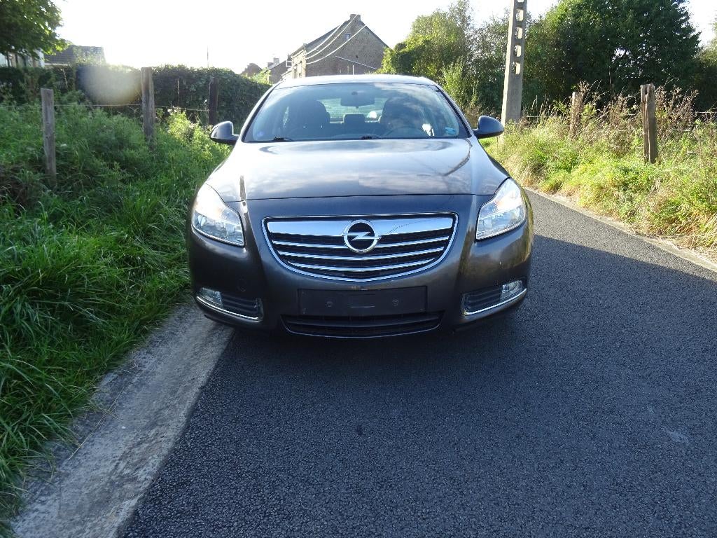 Opel insignia, Auto's, Automaat, 4 deurs, Berline, Grijs