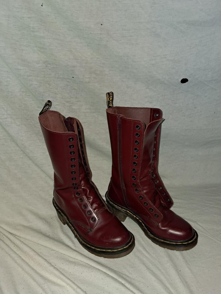 Bottes hautes Dr. Martens rouge bordeaux - taille 36, Rouge, Enlèvement ou Envoi, Dr. Martens, Porté