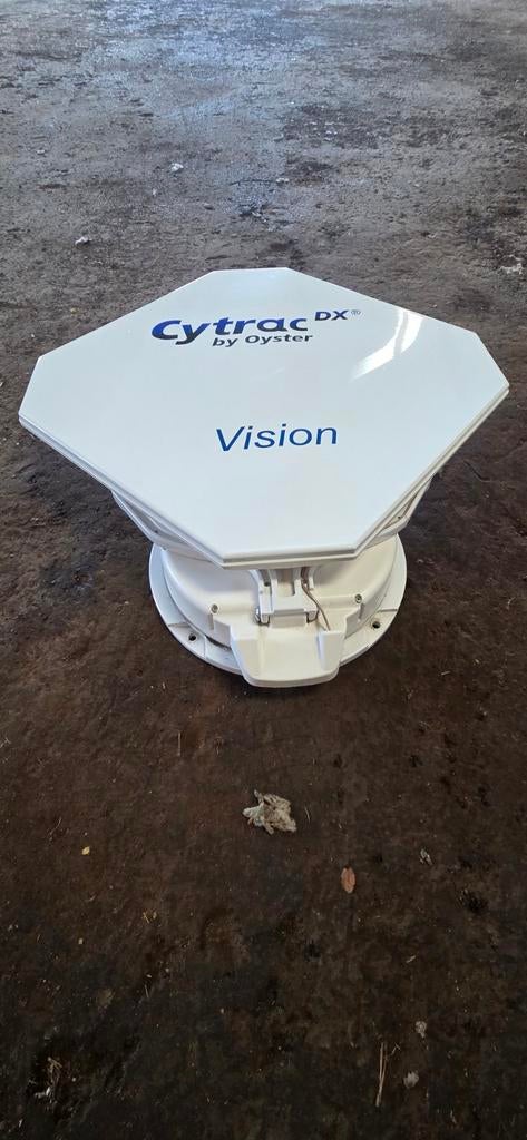 Volautomatische schotelantenne Cytrac DX Vision by Oyster, Ophalen