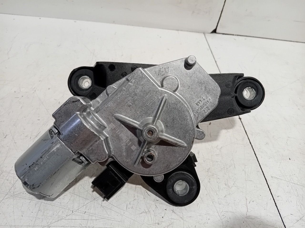 Ruitenwissermotor achter Peugeot 5008, Auto-onderdelen, Onderdelen@venauto.nl, Van der Ven Autorecycling B.V., Gebruikt, Ettenseweg 76, 4706 PB Roosendaal, The Netherlands
