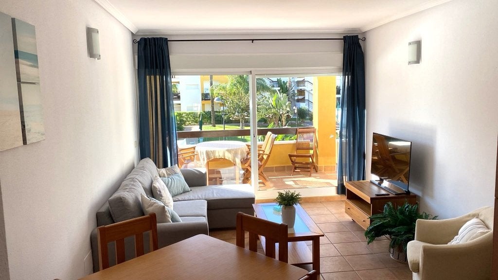 Licht appartement op de eerste verdieping met 2 terrassen, Immo, Étranger, Village, Vera Playa, 60 m², 2 pièces