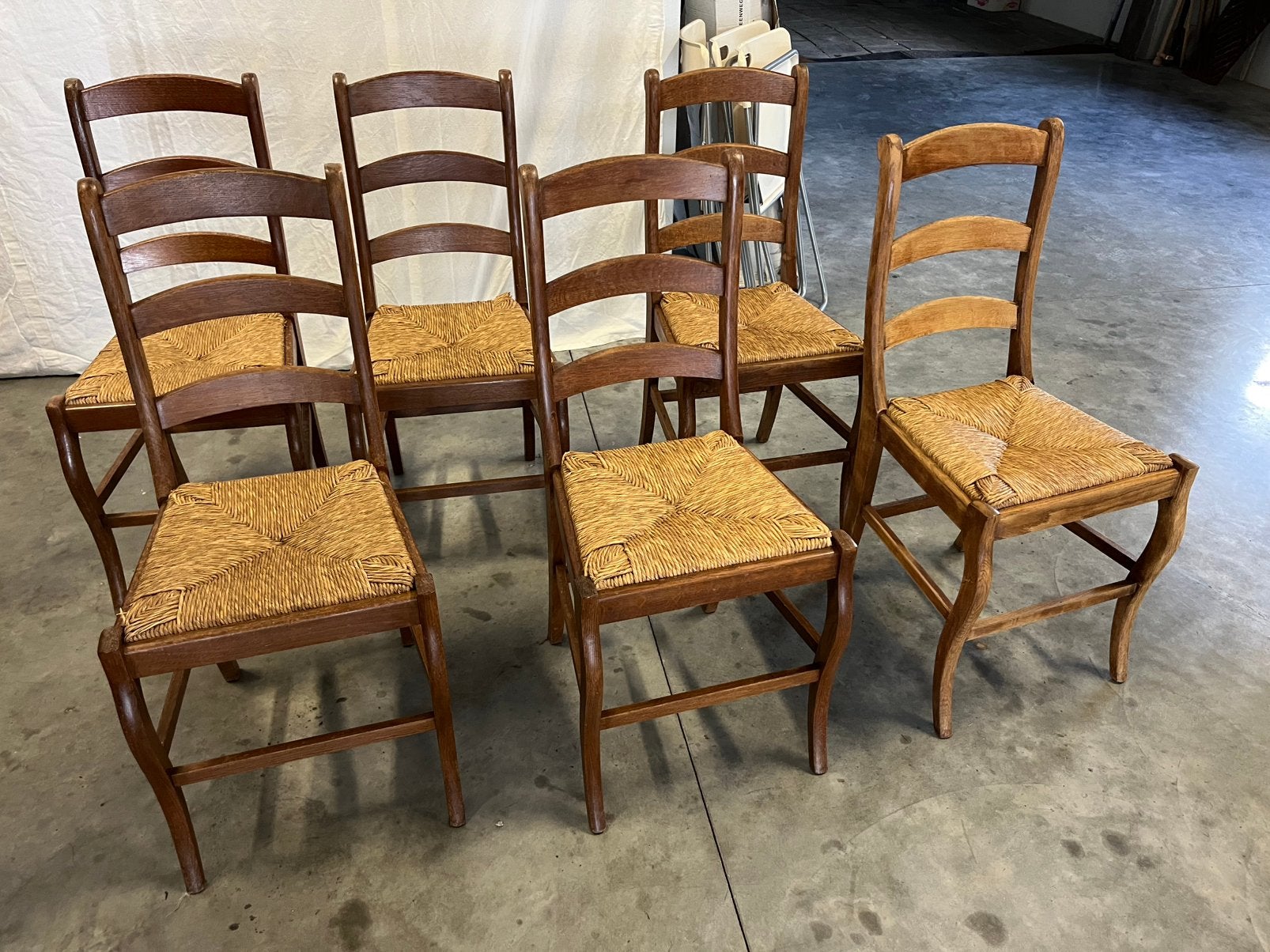 6 stoelen met rieten zitting, Antiek en Kunst, Ophalen