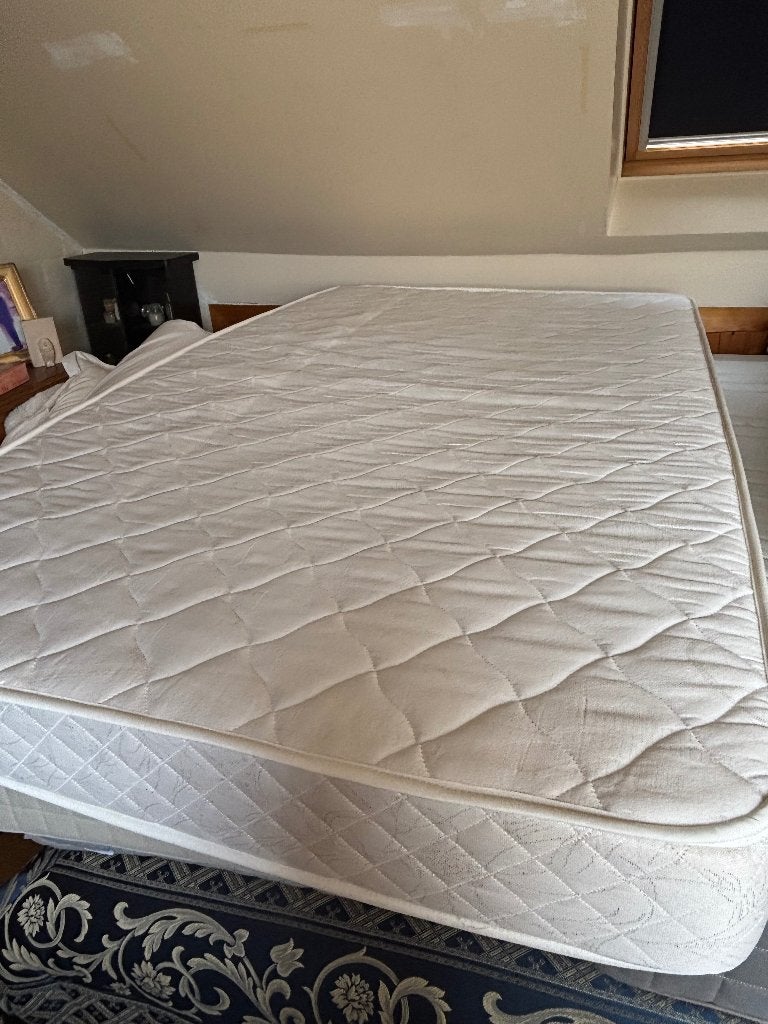 Lit sommier avec matelas 120 x 200, Matelas, Comme neuf, Enlèvement, 120 cm