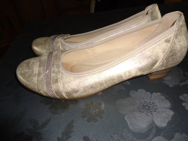 goudkleurige schoen dames  gabor  maat 40, Overige kleuren, Gabor, Dansschoenen, Ophalen of Verzenden
