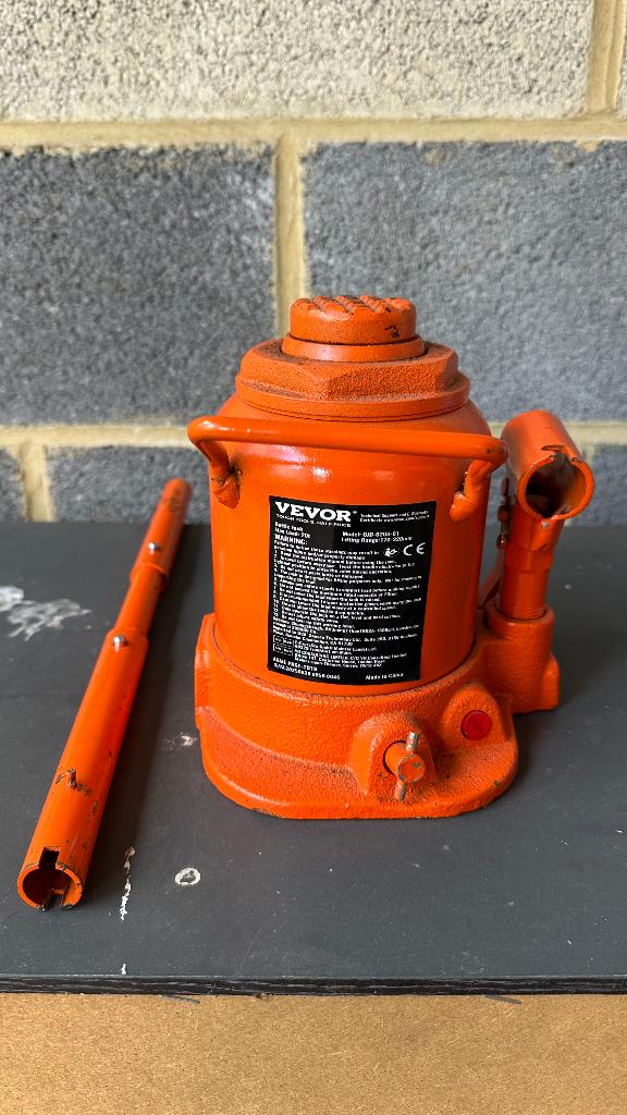 Cric bouteille 20 tonnes, Enlèvement, Comme neuf