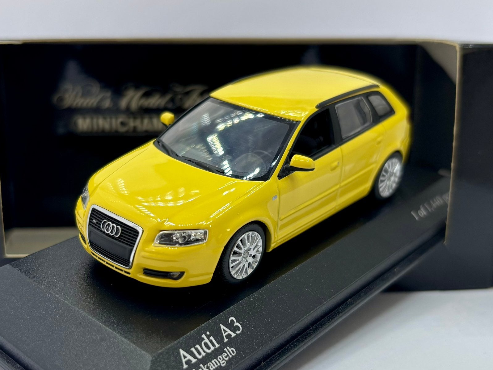 1:43 Audi A3 sportback 2004, Hobby en Vrije tijd, Modelauto's | 1:43, Ophalen of Verzenden, Zo goed als nieuw, MiniChamps