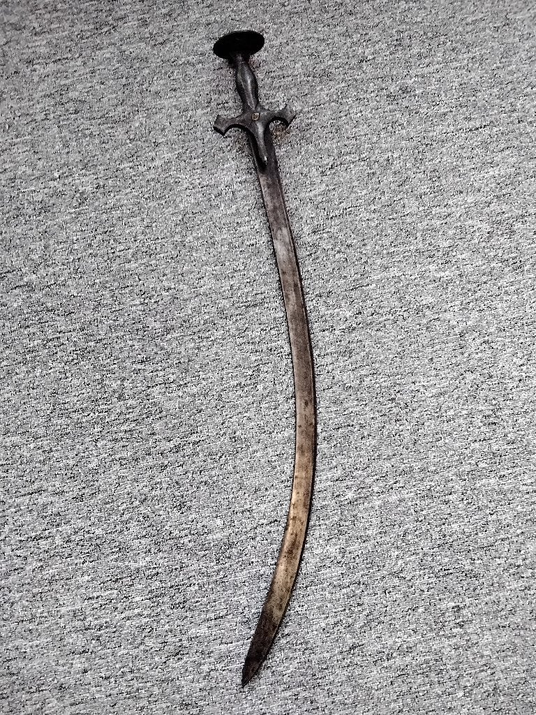 Ancien sabre indo persan, Enlèvement, Armée de terre, Épée ou sabre
