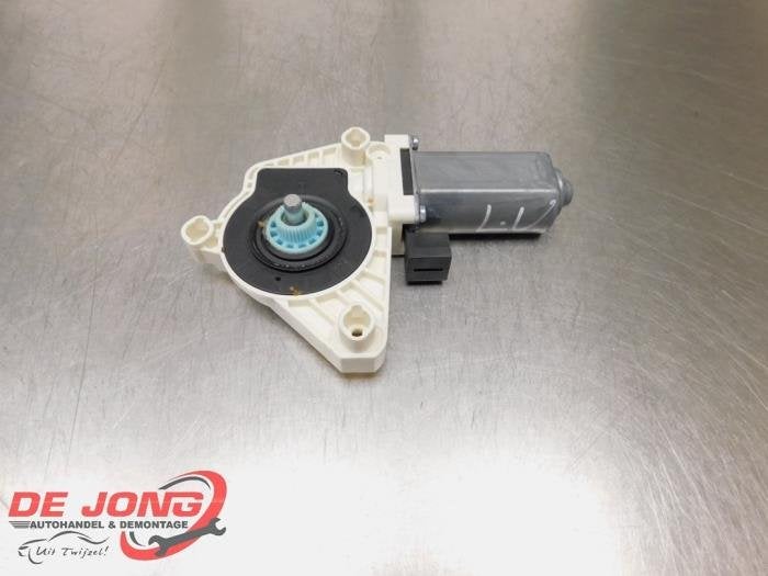 Moteur de vitre portière d'un Volkswagen Passat, Volkswagen, -, 3 mois de garantie, Utilisé