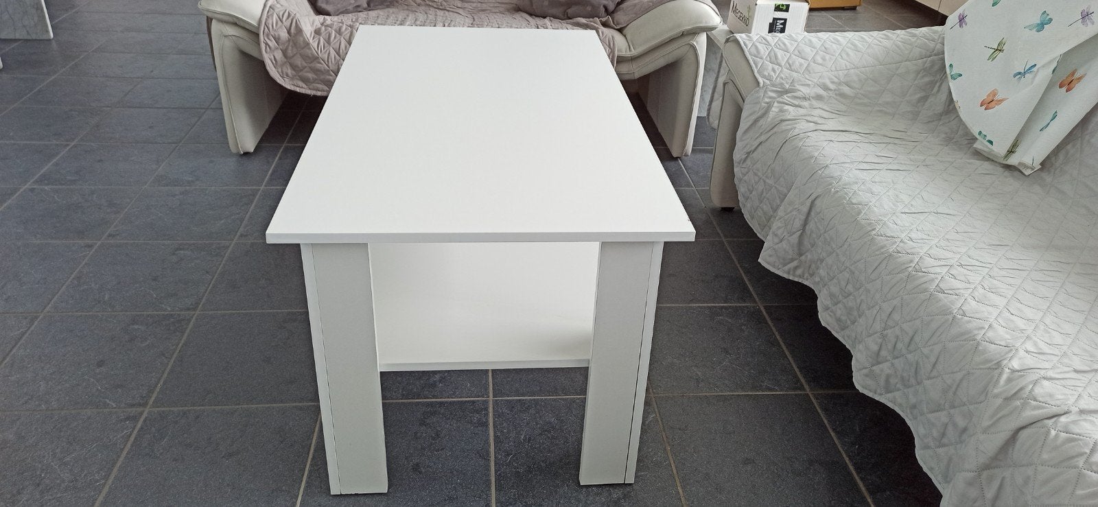 witte salontafel, Enlèvement