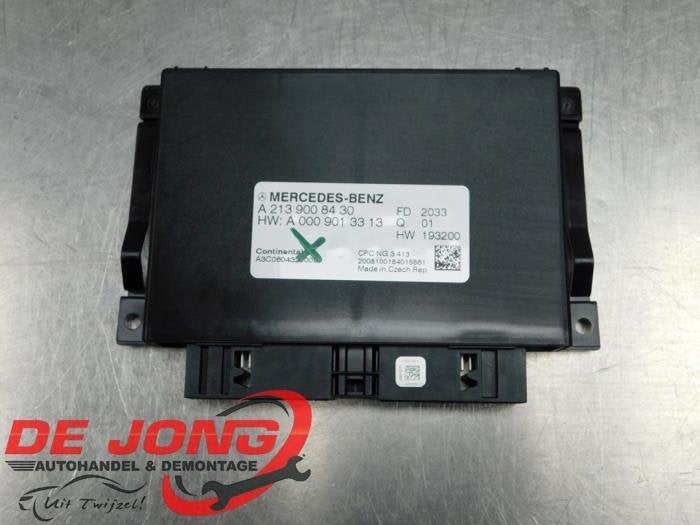 Ordinateur réservoir automatique d'un Mercedes CLA, 3 mois de garantie, Utilisé, -, -