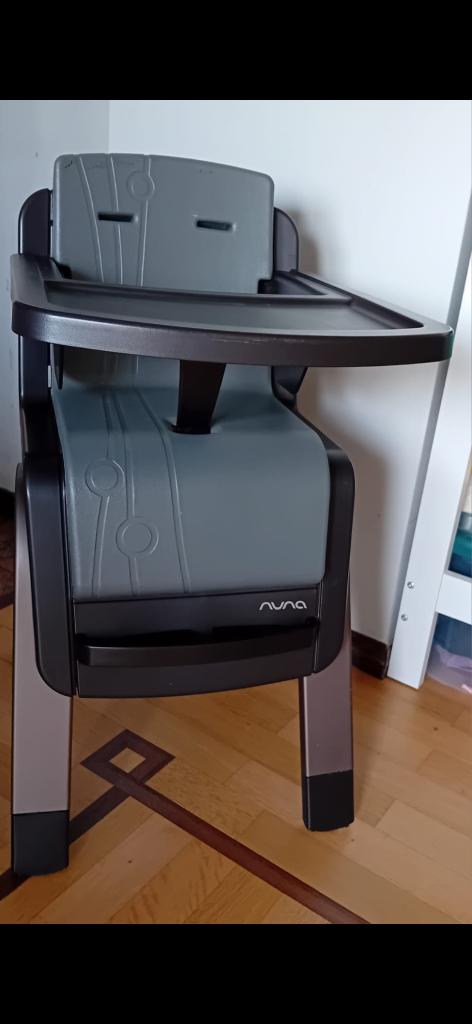 Chaise haute Nuna noire, Ophalen, Gebruikt, Meegroeistoel, Gordel(s)